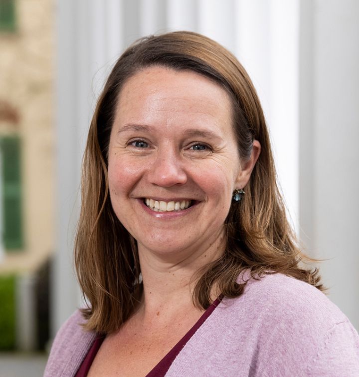 Dr. Leah Carmichael